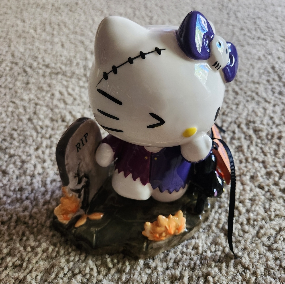 Hello Kitty ceramic Halloween